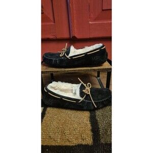 UGG Size 9 W DAKOTA Suede Sheepwool  Moccasin Slippers House Shoes Worn 3 Times
